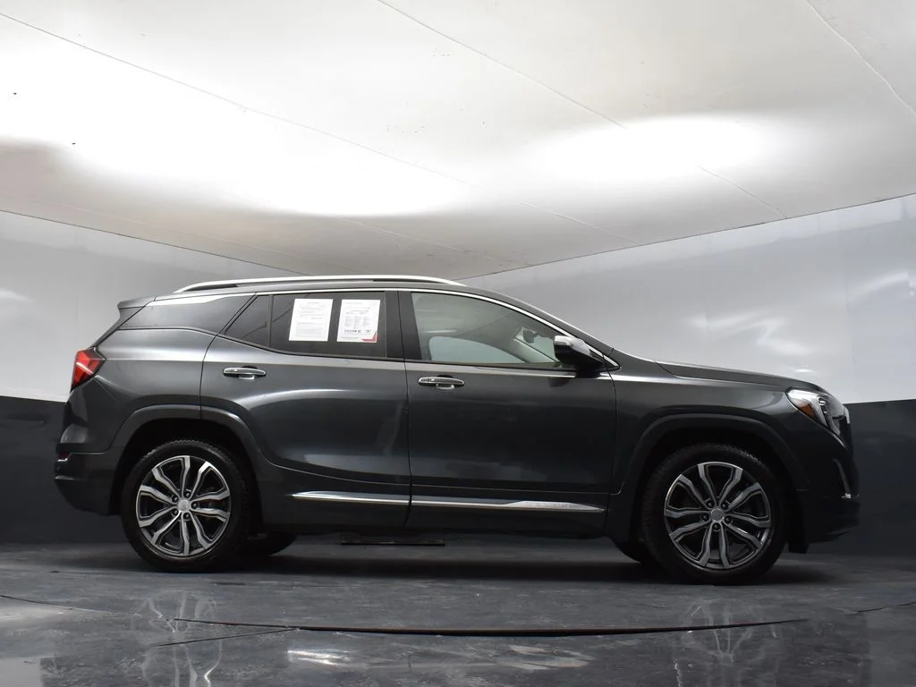 Used 2020 Gray GMC Denali image 36