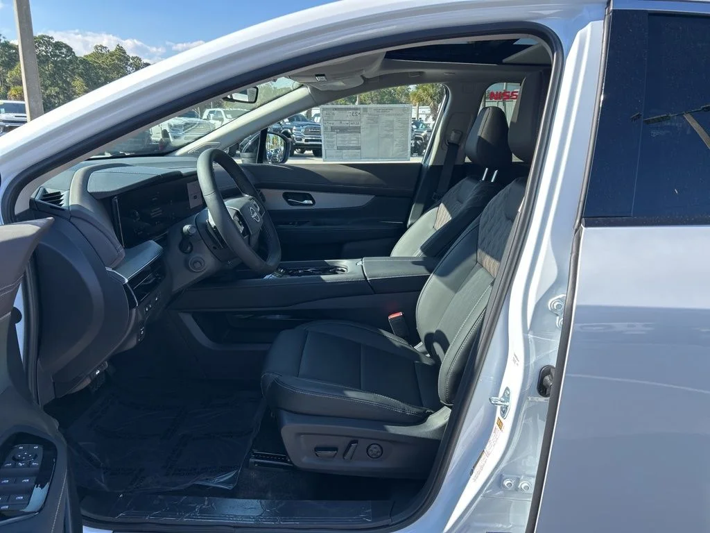 Used 2026 Everest White P Nissan Platinum image 16