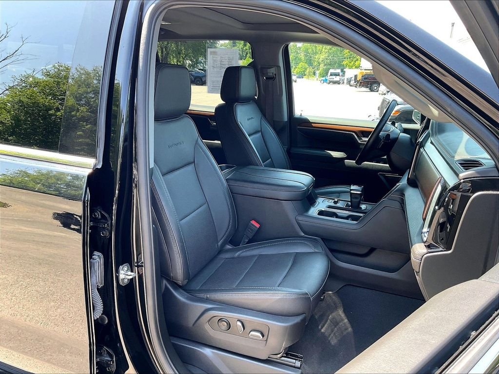 Used 2023 Black GMC Denali image 11