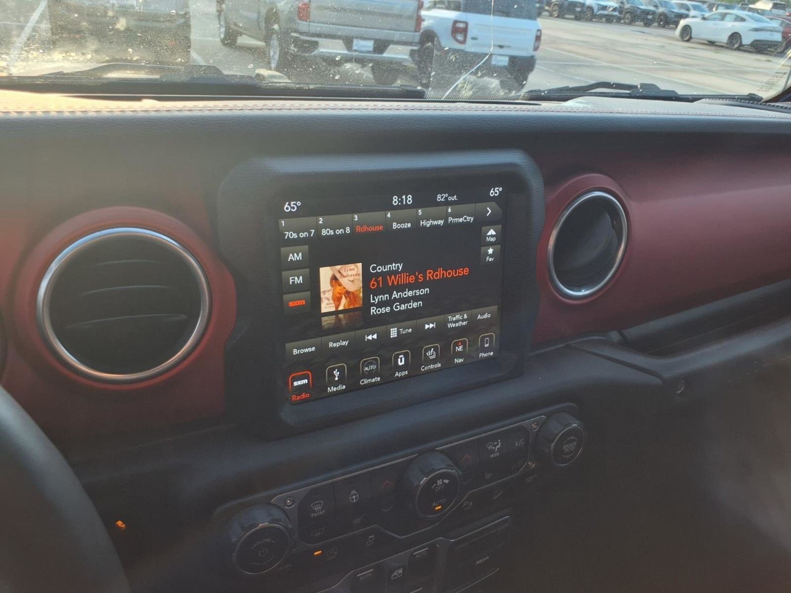 2018 Jeep Wrangler Unlimited photo 23 of 27
