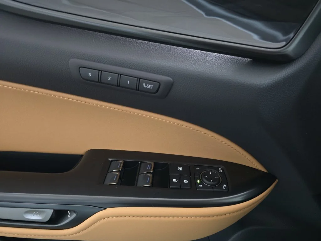 New 2026 Ultra White Lexus PREMIUM PLUS AWD image 26