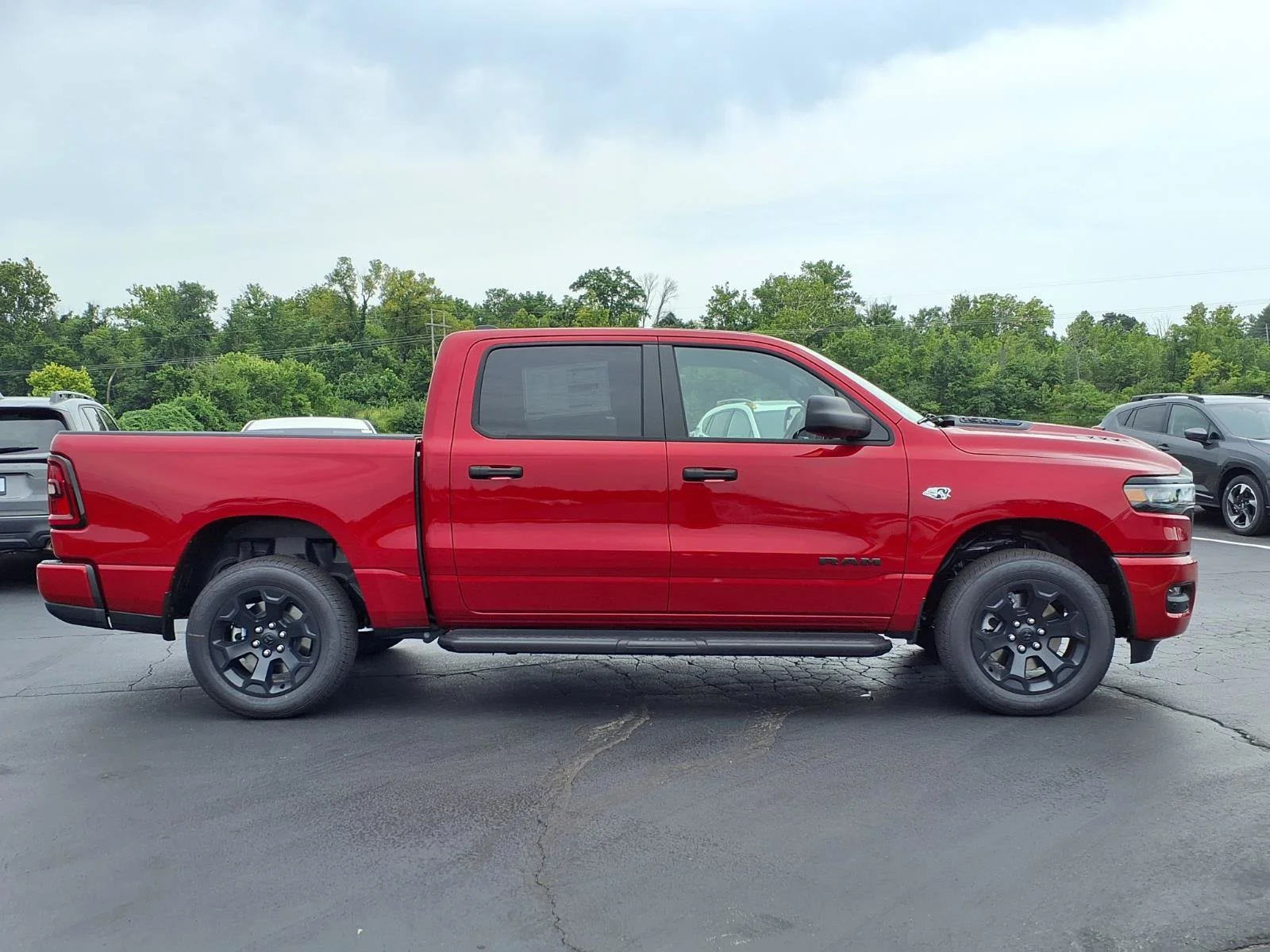 New 2026 Molten Red Pearlcoat RAM Express image 15