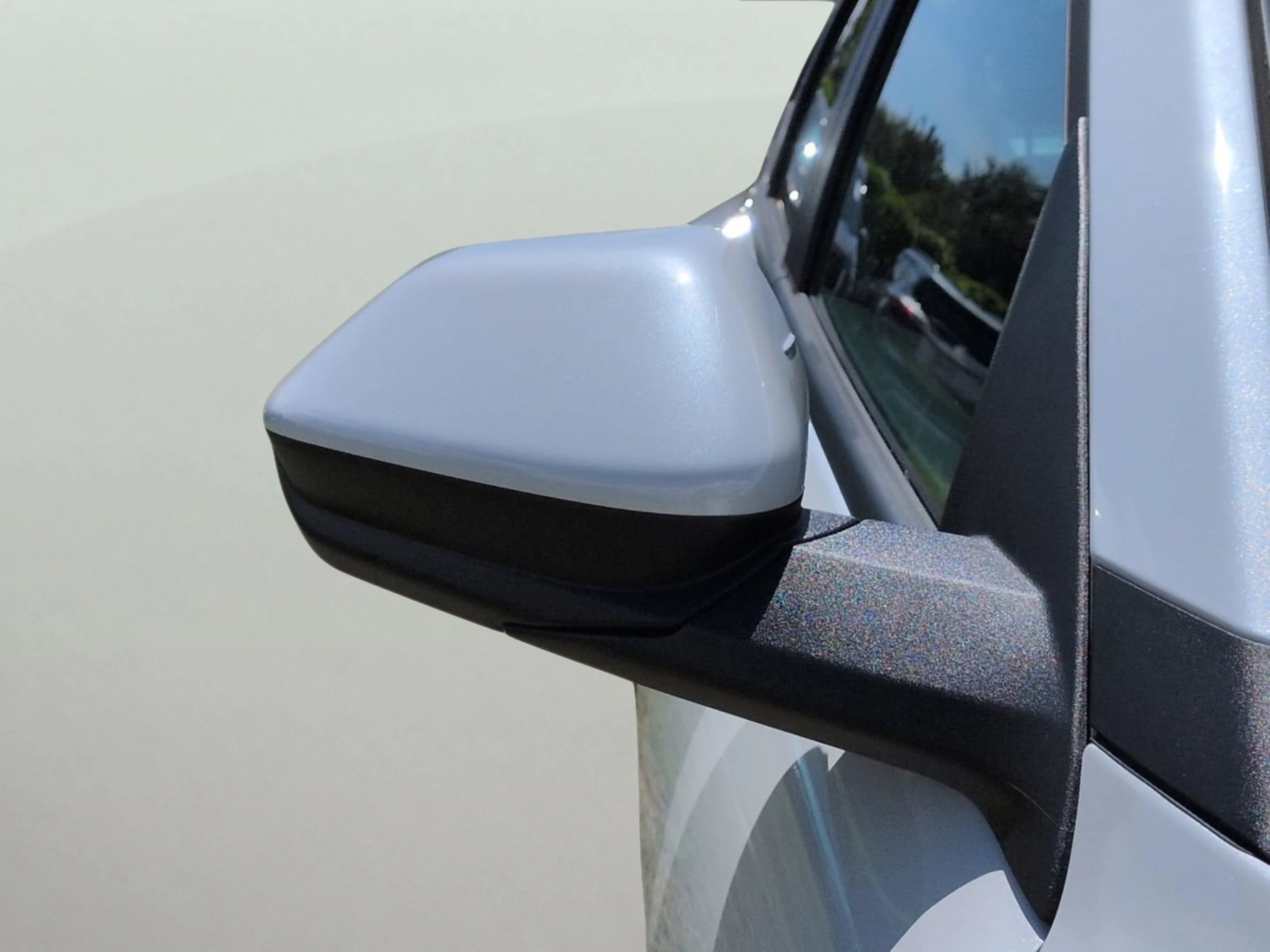 New 2026 Snow White Pearl Kia LXS image 46