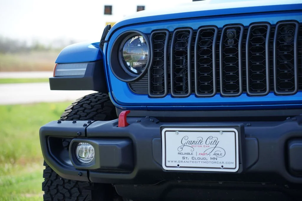 Used 2024 Blue Jeep Rubicon image 9