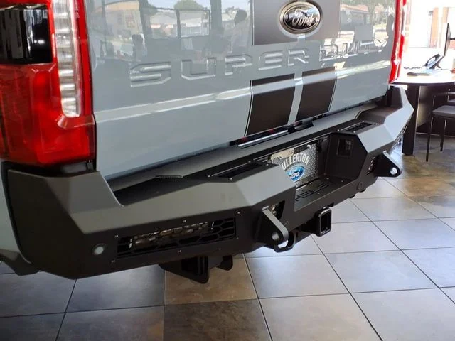 New 2026 Glacier Gray Metallic Tri-Coat Ford Lariat image 5
