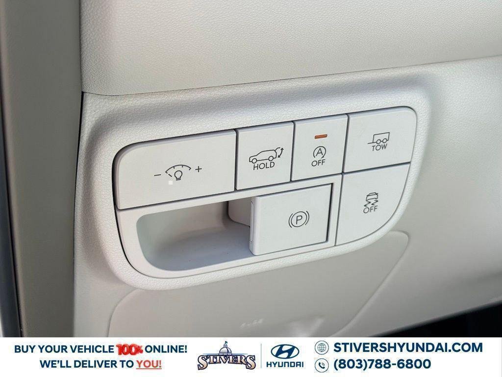 New 2027 White Hyundai Limited FWD image 30