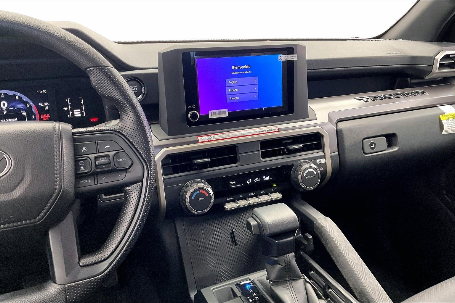 2026 Toyota Tacoma SR5 - Photo 7