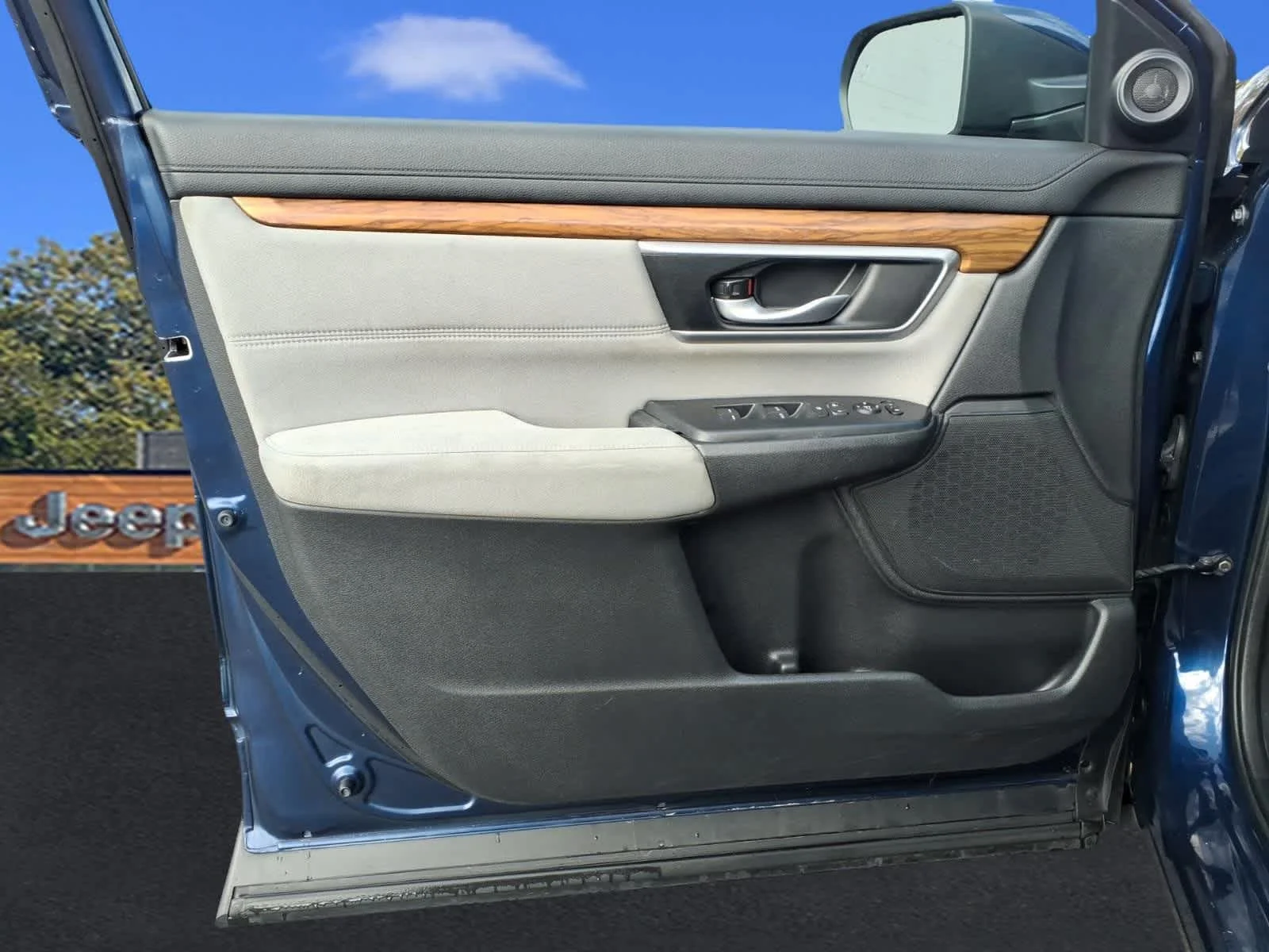 Used 2019 Obsidian Blue Pearl Honda EX image 11