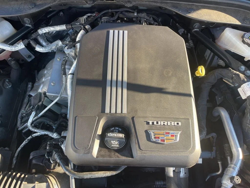 Used 2023 Argent Silver Metallic Cadillac Sport image 30