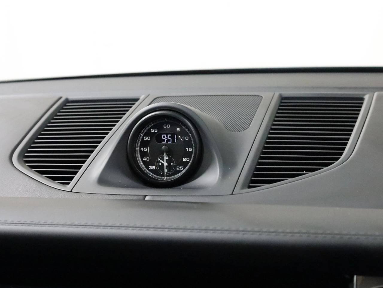 2026 Porsche Macan Base - Photo 23