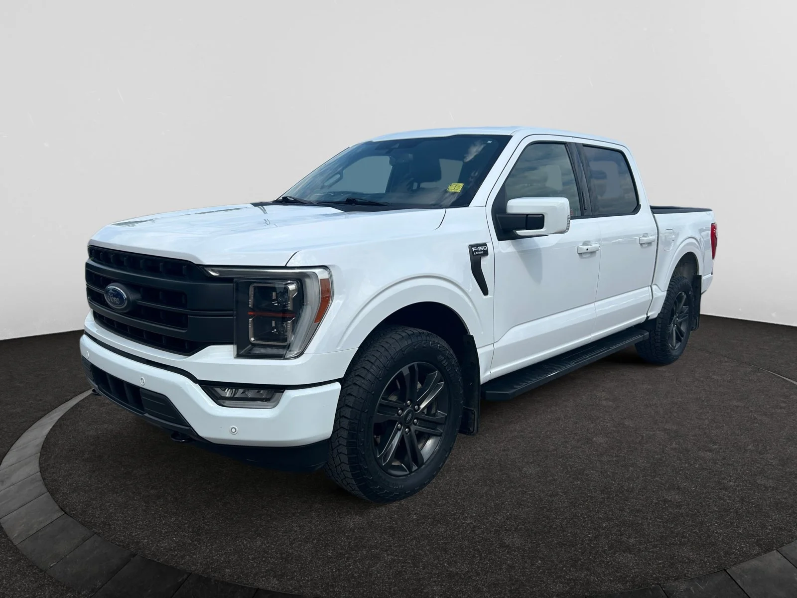 Used 2022 WHITE Ford LARIAT SuperCrew image 1