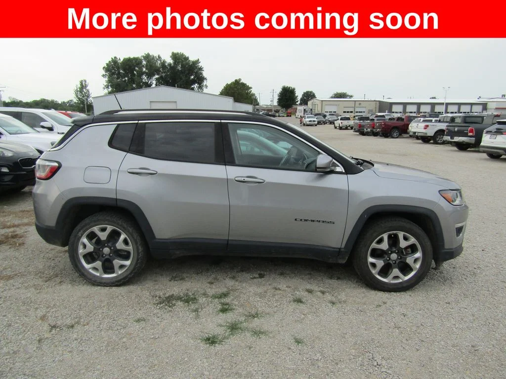 Used 2018 Silver Jeep Limited image 6