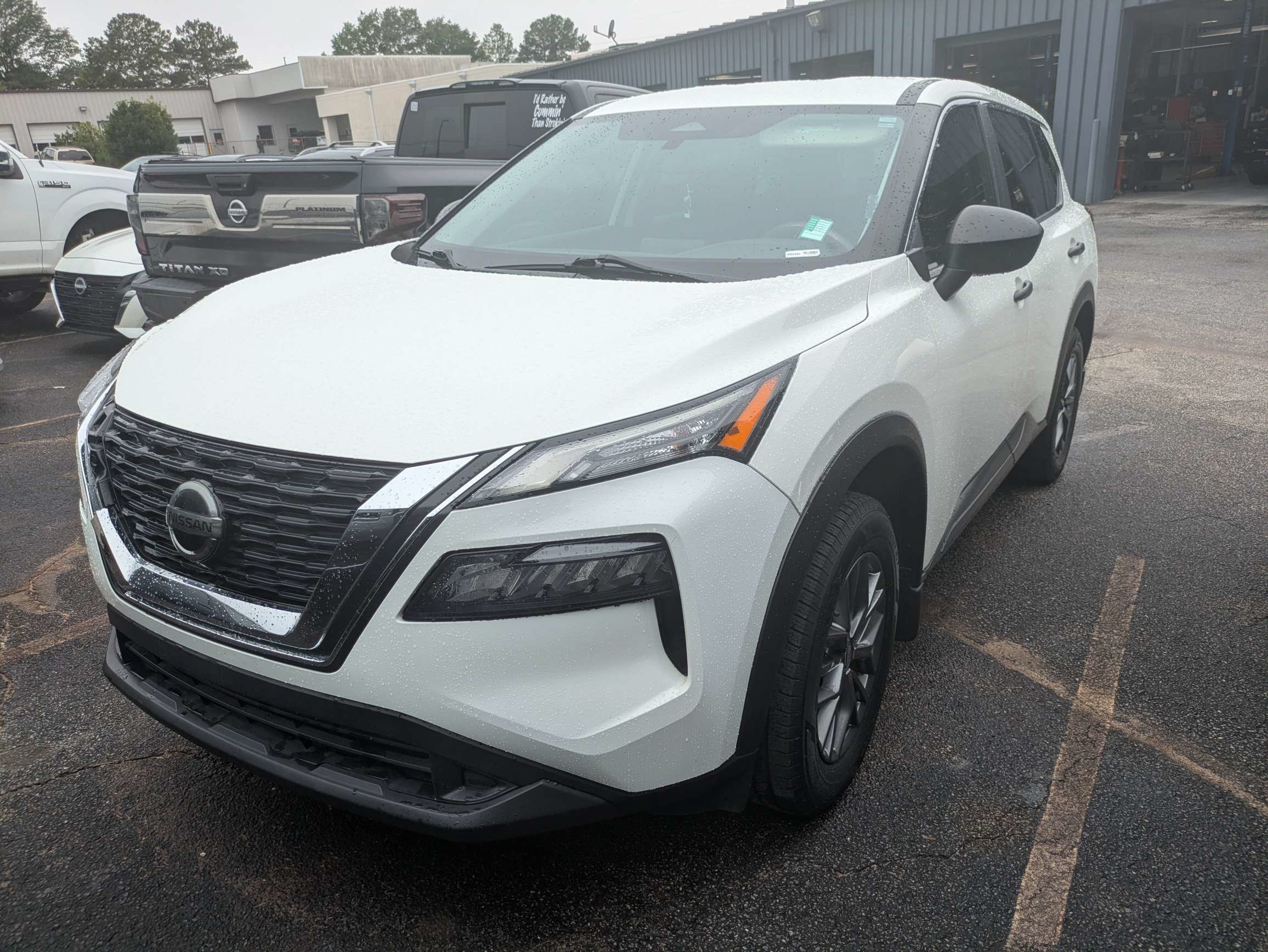 Used 2021 White Nissan S image 2