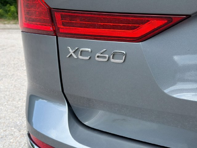 Used 2019 Gray Metallic Volvo Inscription image 46