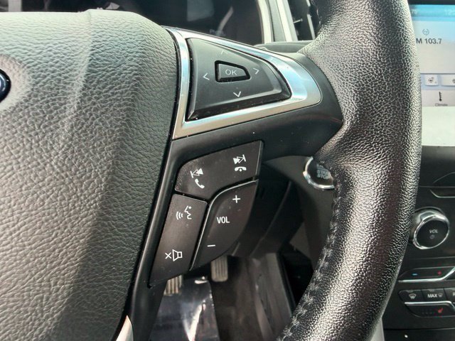Used 2018 Oxford White Ford SEL image 13