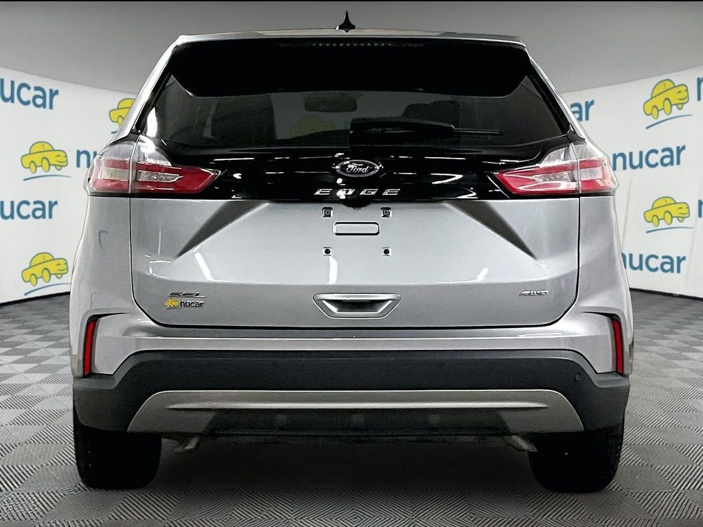 Used 2024 Silver Ford SEL image 5