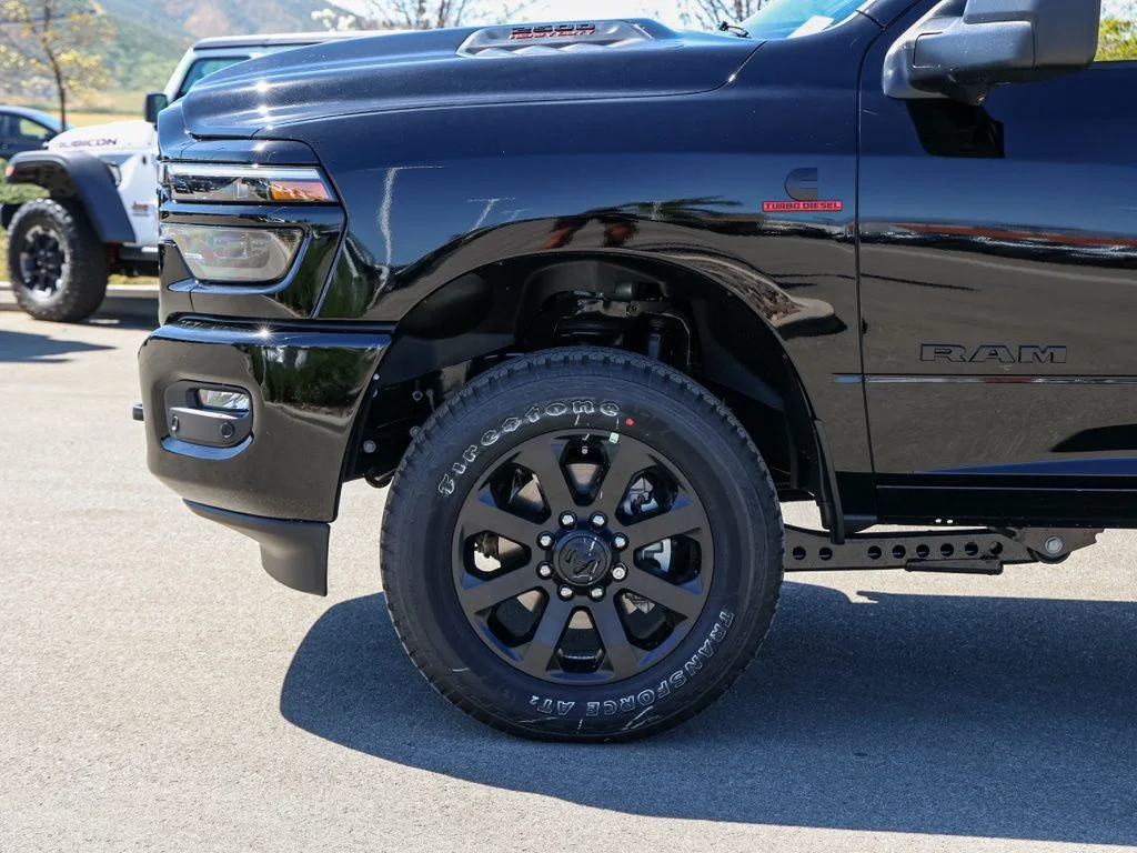 New 2026 Diamond Black Crystal Pearl-Coat Exterior Paint RAM Laramie Night Edition Mega Cab image 34