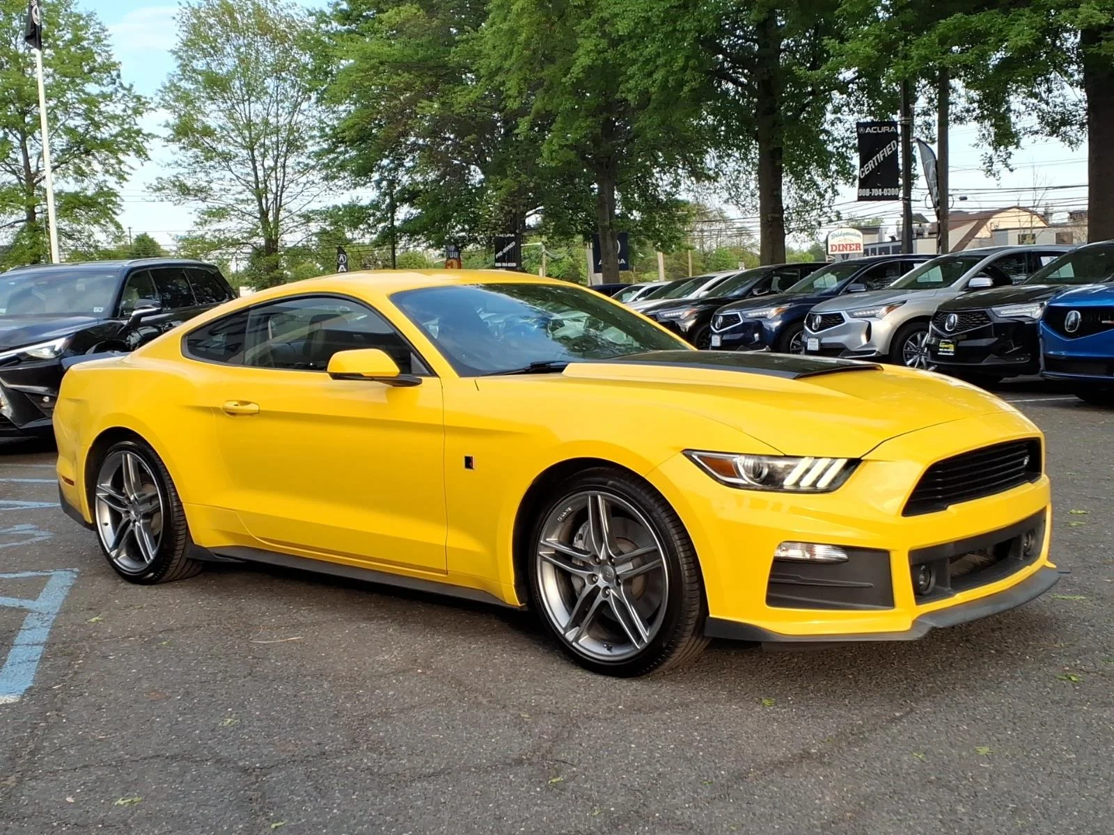 Used 2015 Yellow Ford EcoBoost Premium image 3