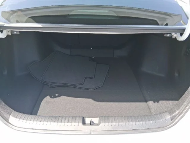 Used 2025 White Honda Touring image 6