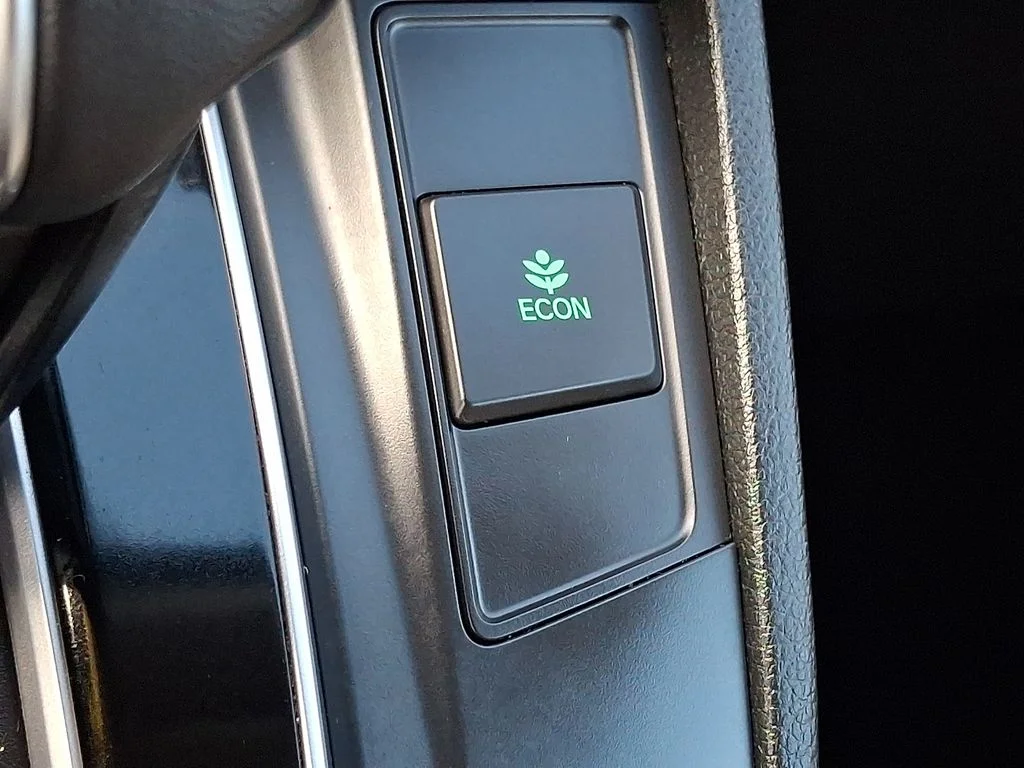 Used 2017 Gold Honda EX-L image 26