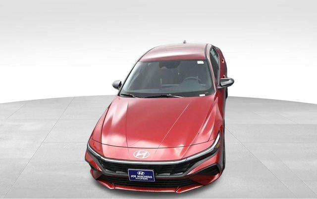 Certified Used 2025 Red Hyundai SEL Sport image 23