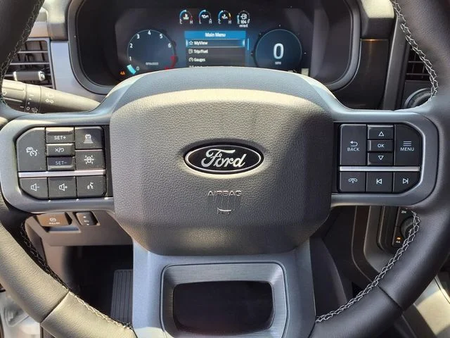 New 2026 Oxford White Ford Lariat image 18