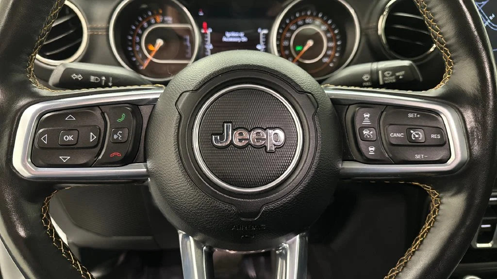 Used 2021 White Jeep High Altitude image 17