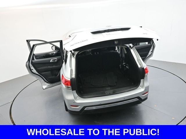 Used 2014 Silver Nissan SV image 49