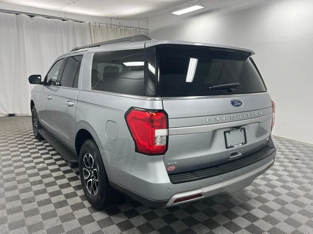 Used 2024 Silver Ford XLT image 6