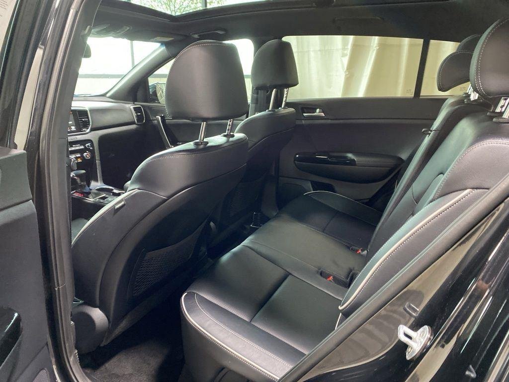 Used 2021 Black Cherry Kia SX image 15