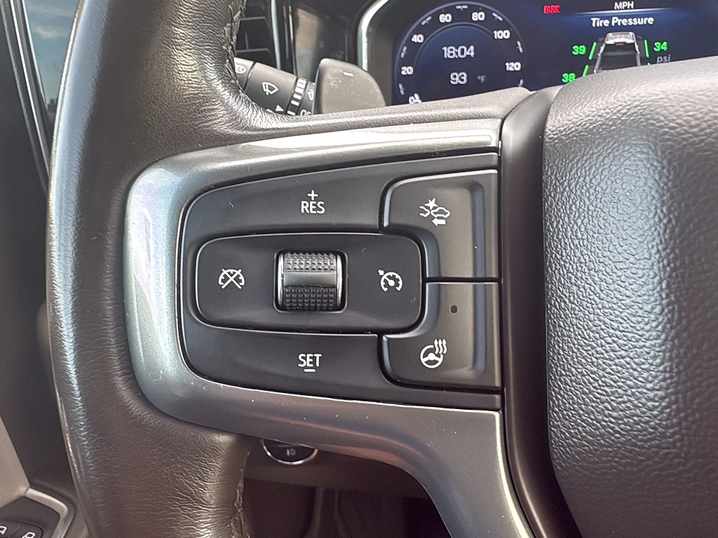 Used 2023 Summit White Chevrolet  image 24