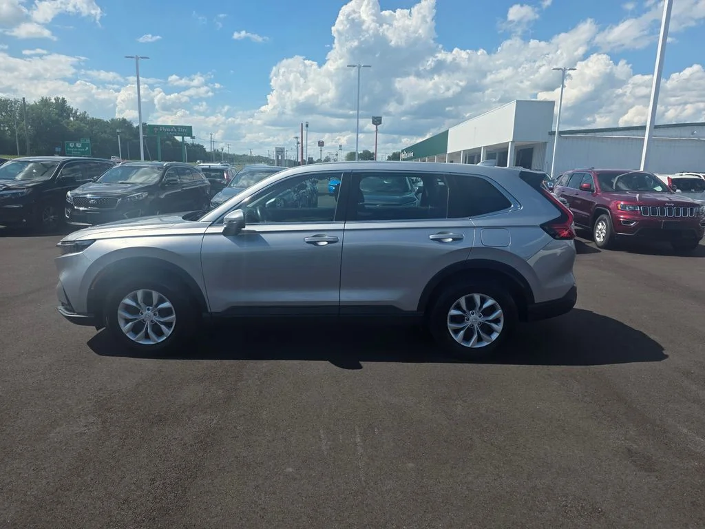 Used 2023 Lunar Silver Metallic Honda LX image 6