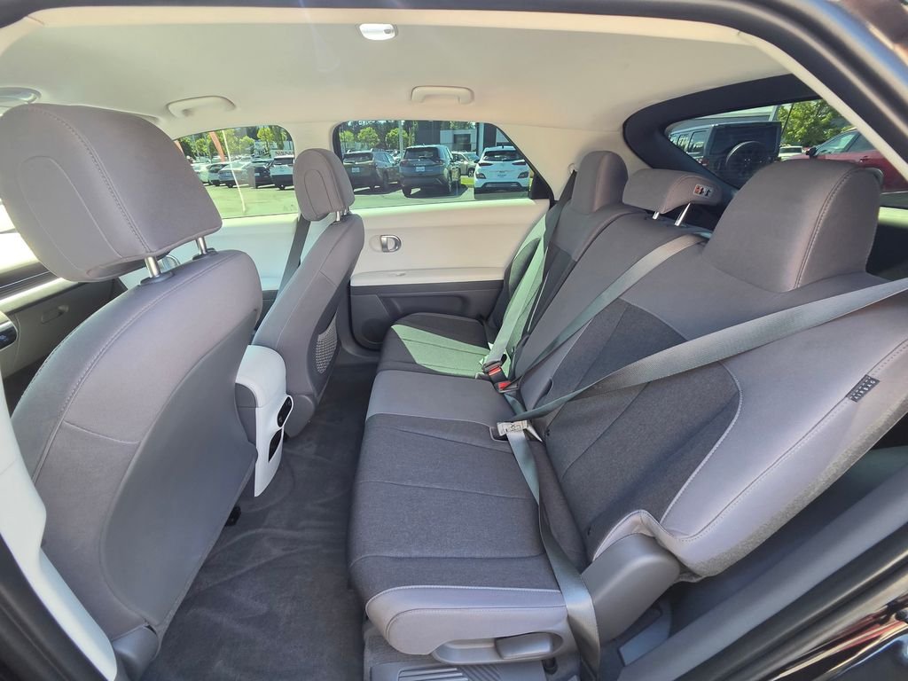 Used 2024 Black Hyundai SEL image 14