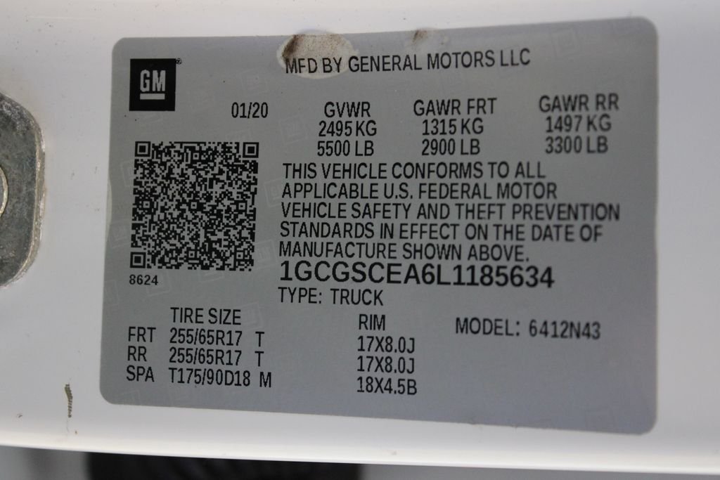 Used 2020 White Chevrolet LT image 30