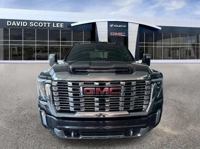 Used 2025 Titanium Rush Metallic GMC Denali image 2