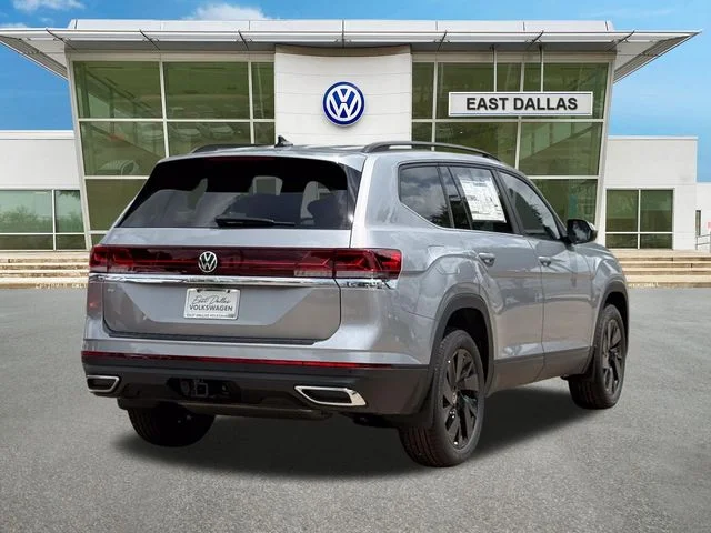 New 2026 Silver Volkswagen 2.0T SE w/Technology image 3