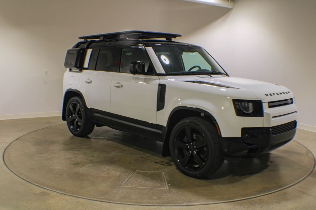 New 2026 Fuji White Land Rover X-Dynamic SE image 8