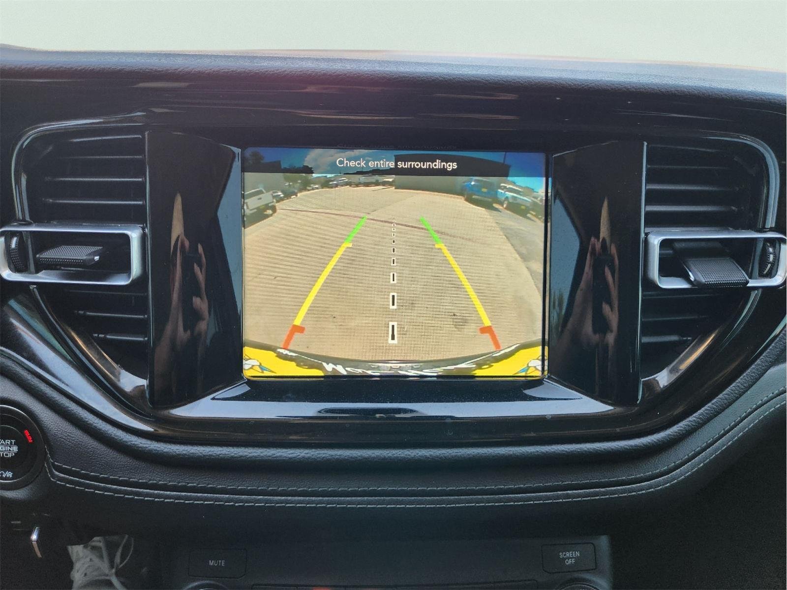 2021 Dodge Durango photo 17 of 33