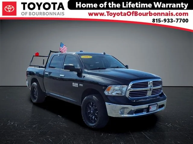 2017 RAM 1500 Big Horn 4x4 Crew Cab 5'7's photo