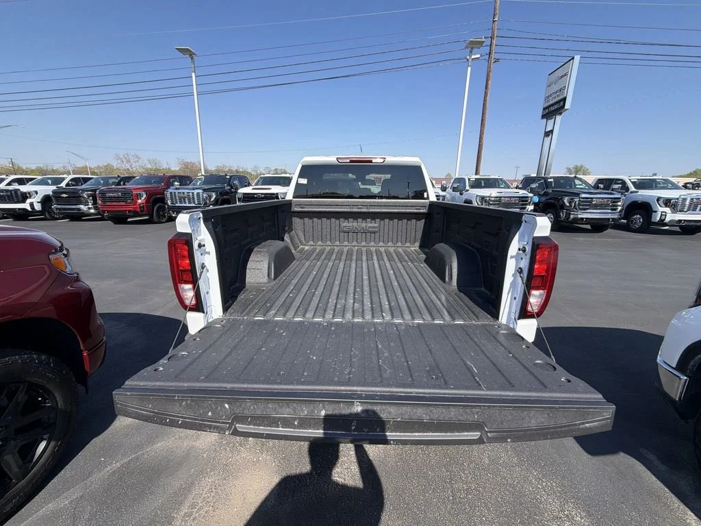 New 2026 Summit White GMC Elevation image 29