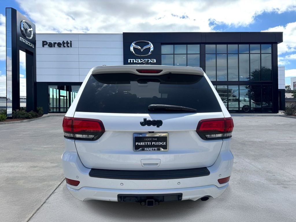 Used 2019 White Jeep Altitude image 7