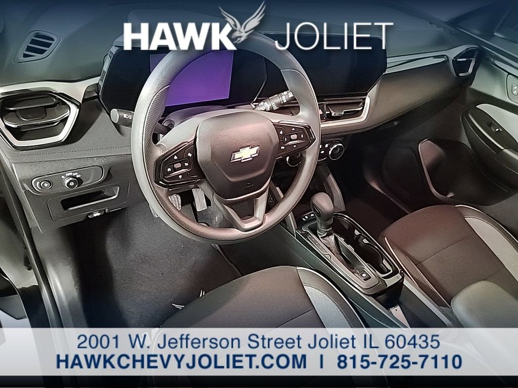 Used 2025 Black Chevrolet LT image 11