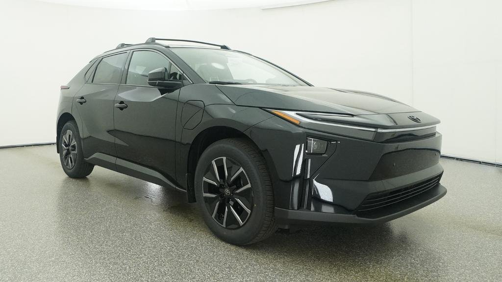 New 2026 Midnight Black Metallic Toyota XLE image 9