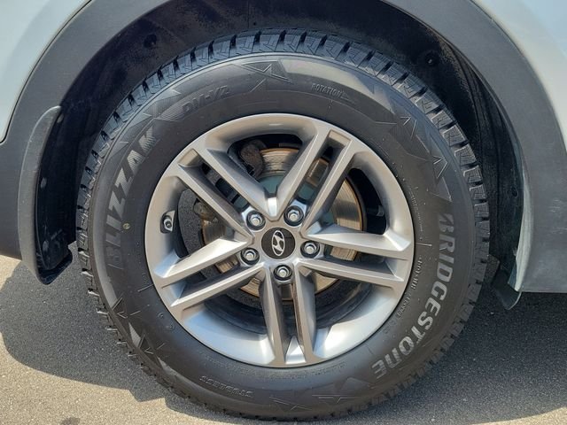 Used 2017 Silver Hyundai 2.4 Base image 5