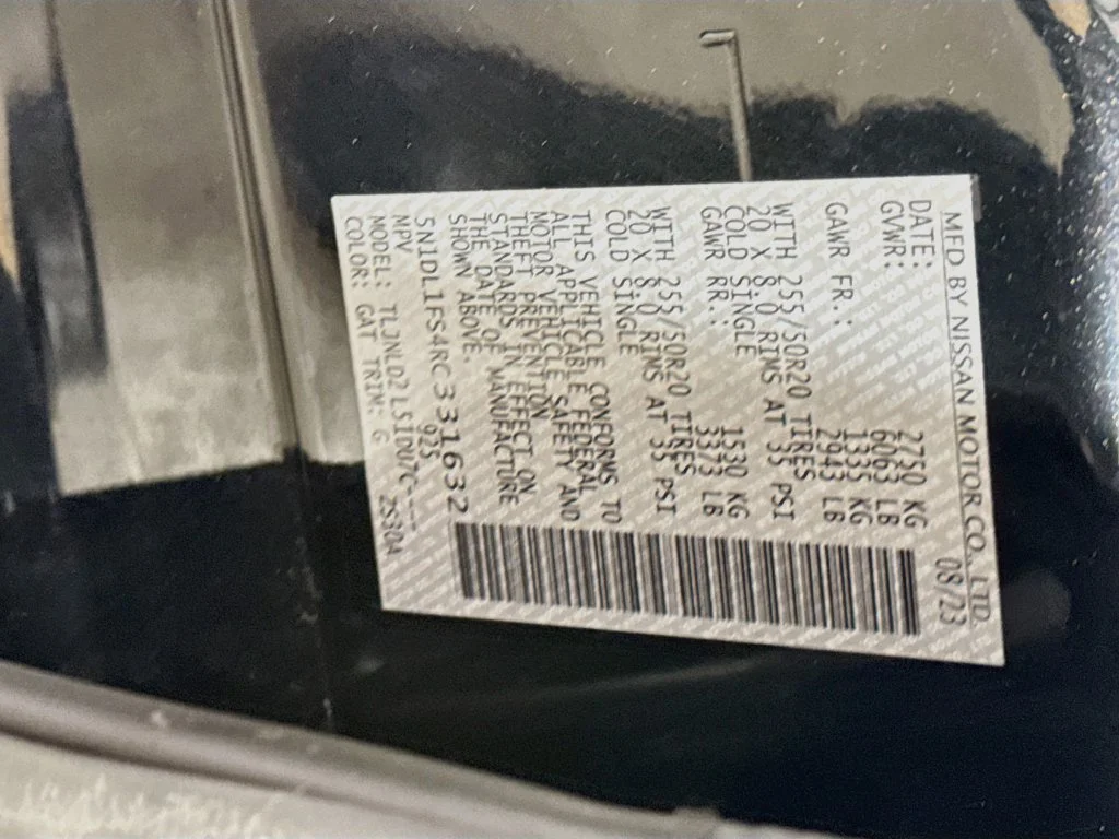 Certified Used 2024 Black INFINITI LUXE image 46