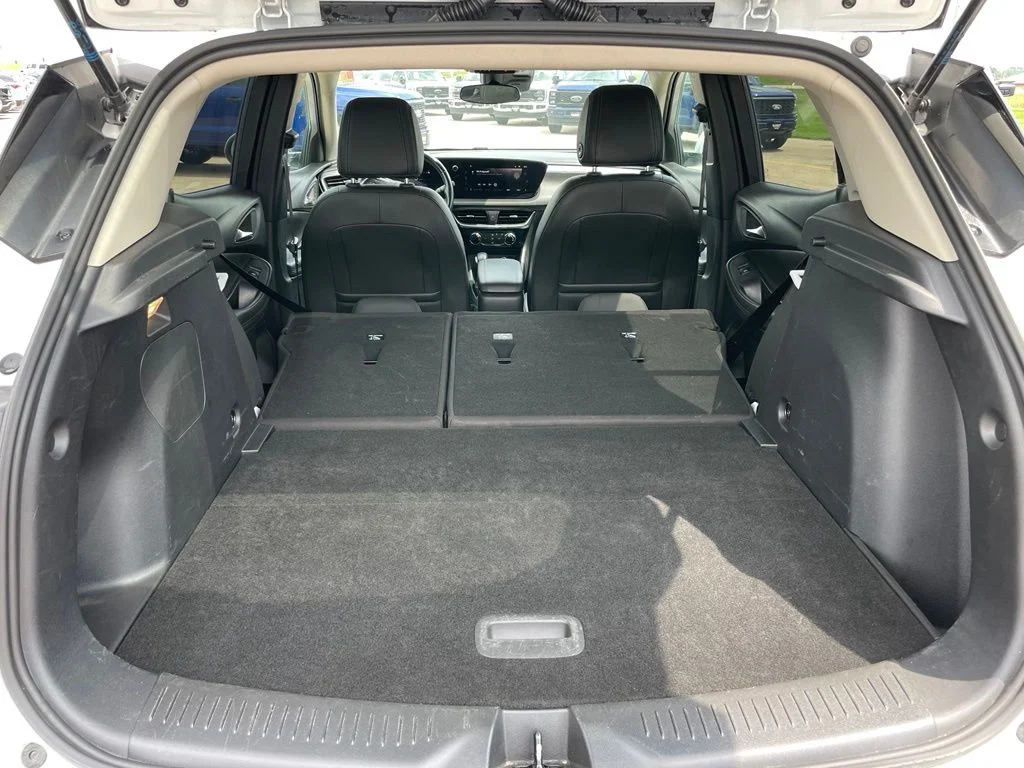 Used 2024 Summit White Buick Sport Touring image 27
