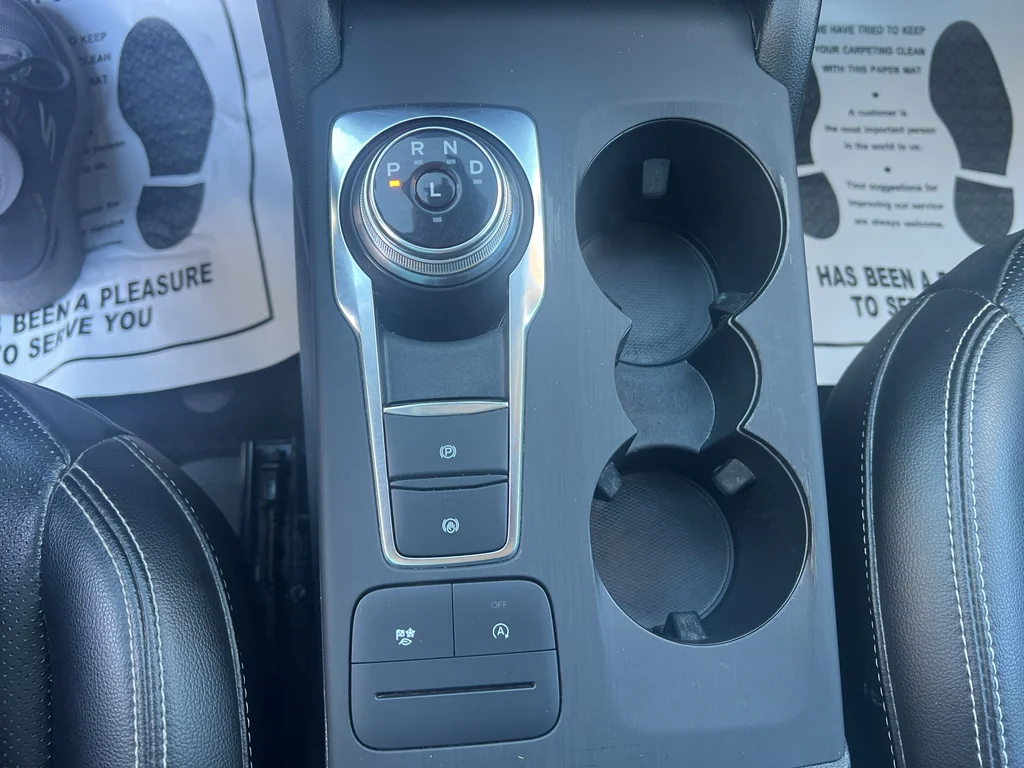 Used 2020 Velocity Blue Metallic Ford SEL image 20