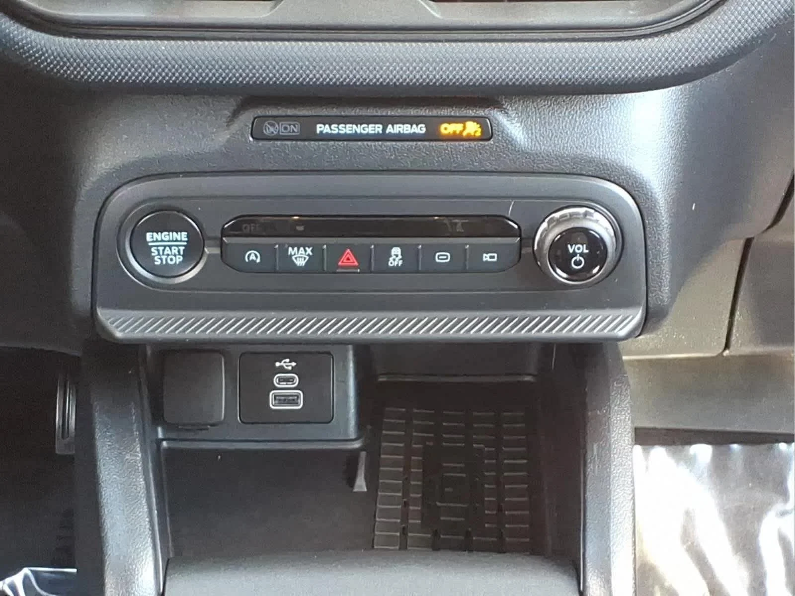 Used 2025 Desert Sand Ford Big Bend image 24