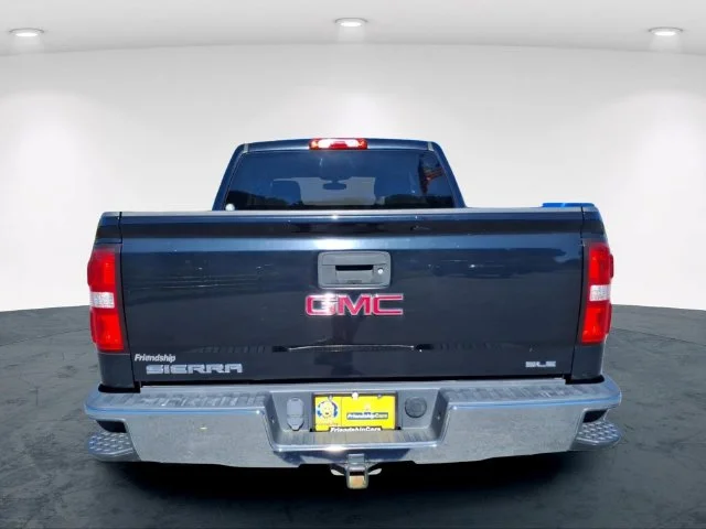 Used 2017 Black GMC SLE image 7