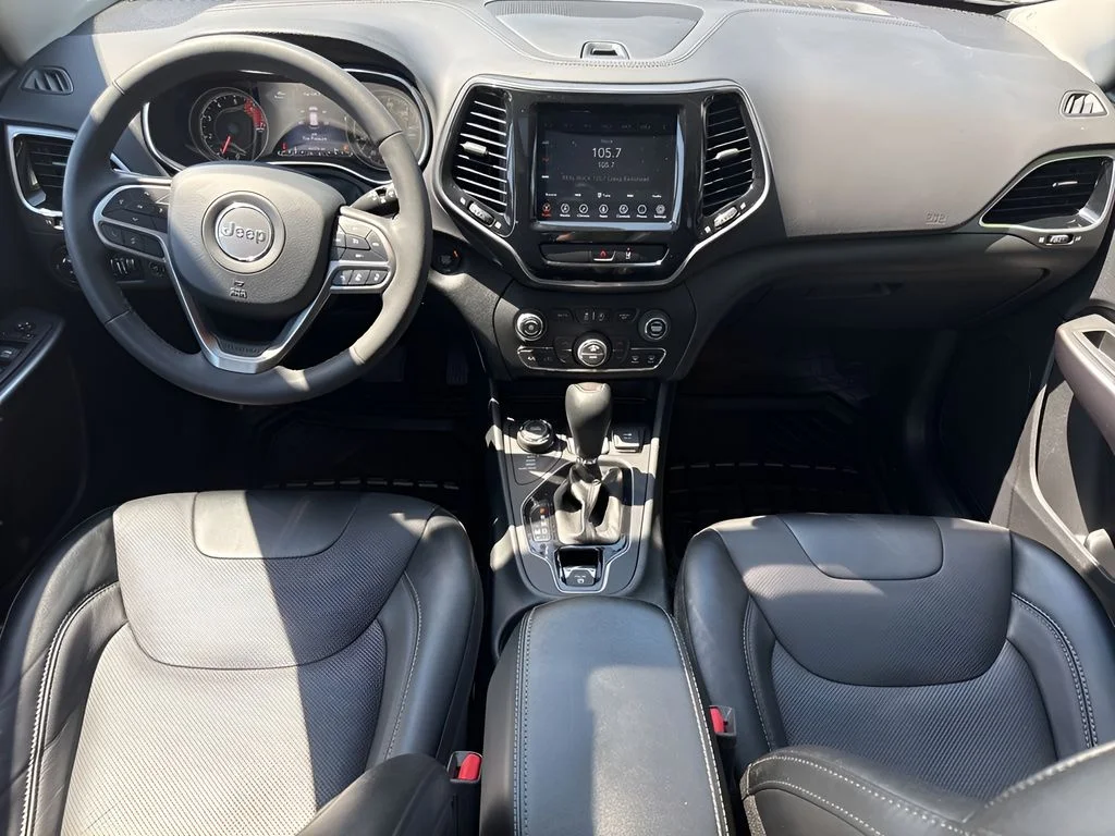 Used 2022 Gray Jeep Limited image 14